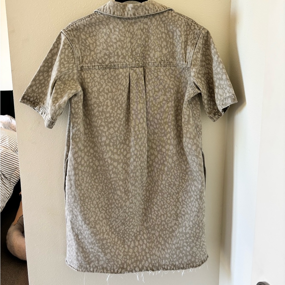 Universal Thread Button Up Dress - Picture 2 of 4